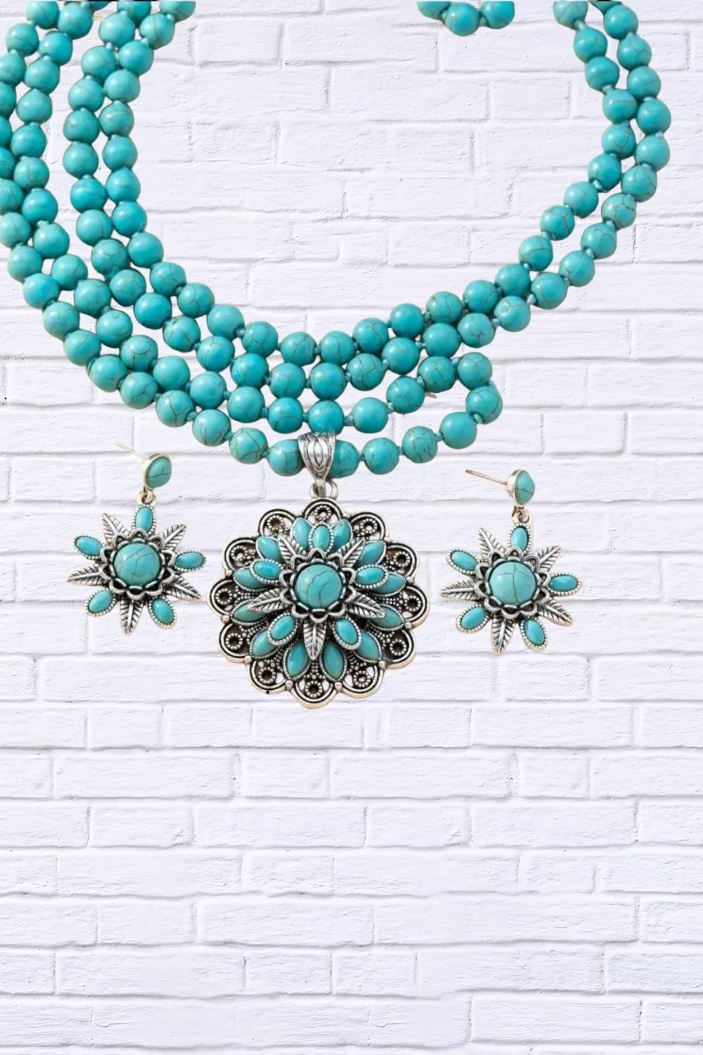 Southwestern Charm – Blue Turquoise Beaded Necklace & Earring Set