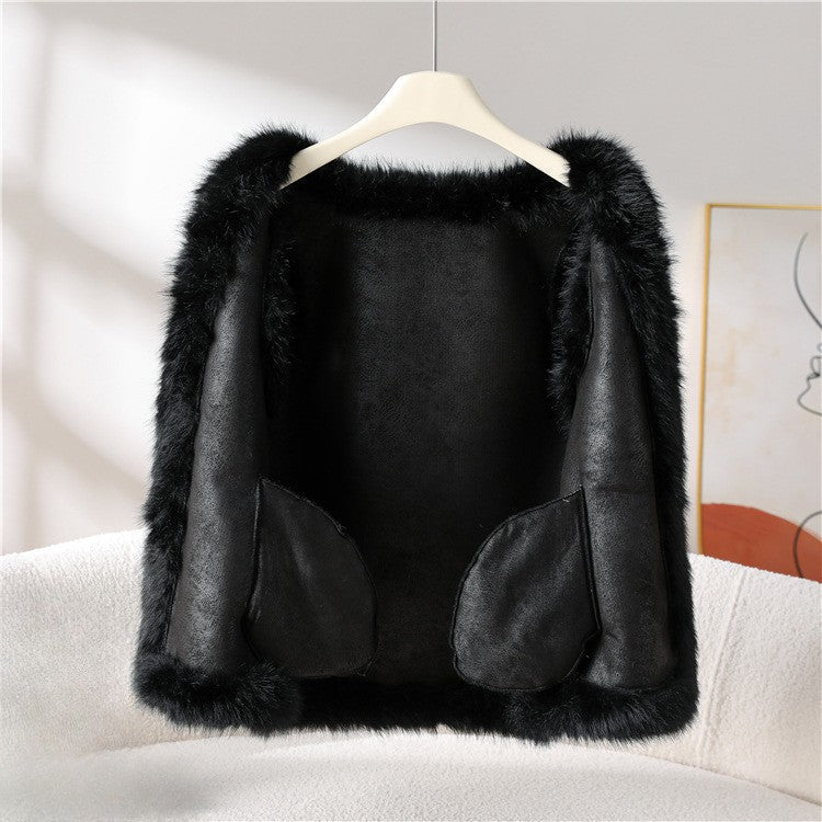 Sofia Amoretti Faux Fur Vest with V-Neckline