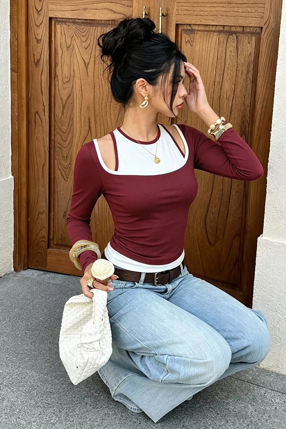 Color-Block Cutout Long Sleeve Slim Fit Top