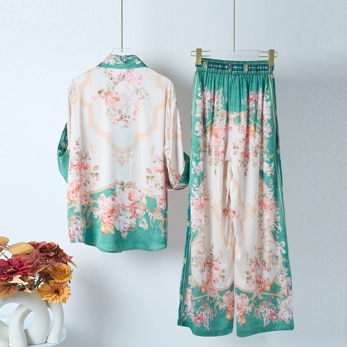 Green Vintage Print Two Piece Set