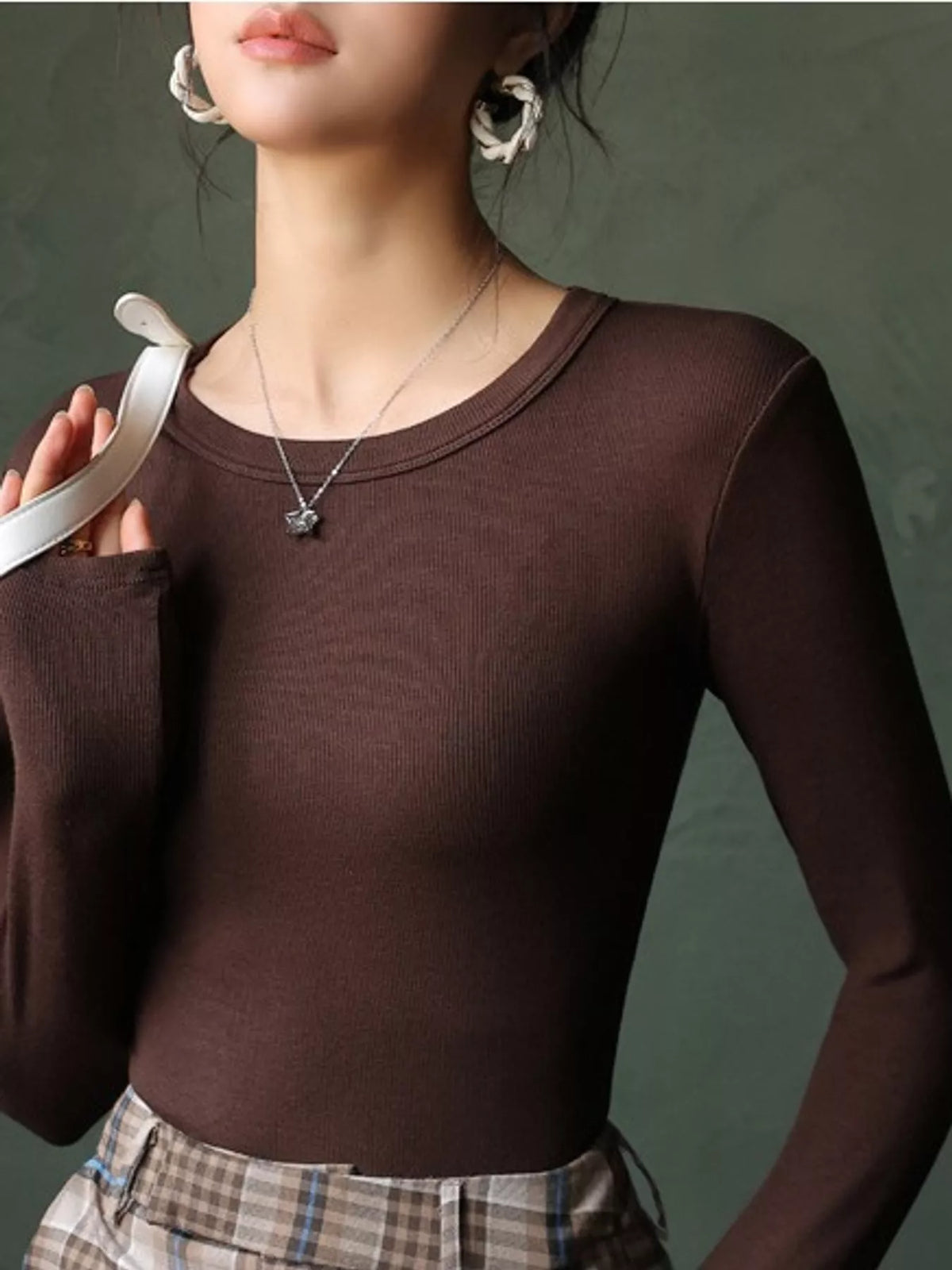 Minimalist Slim-Fit Long Sleeve Crew Neck T-Shirt