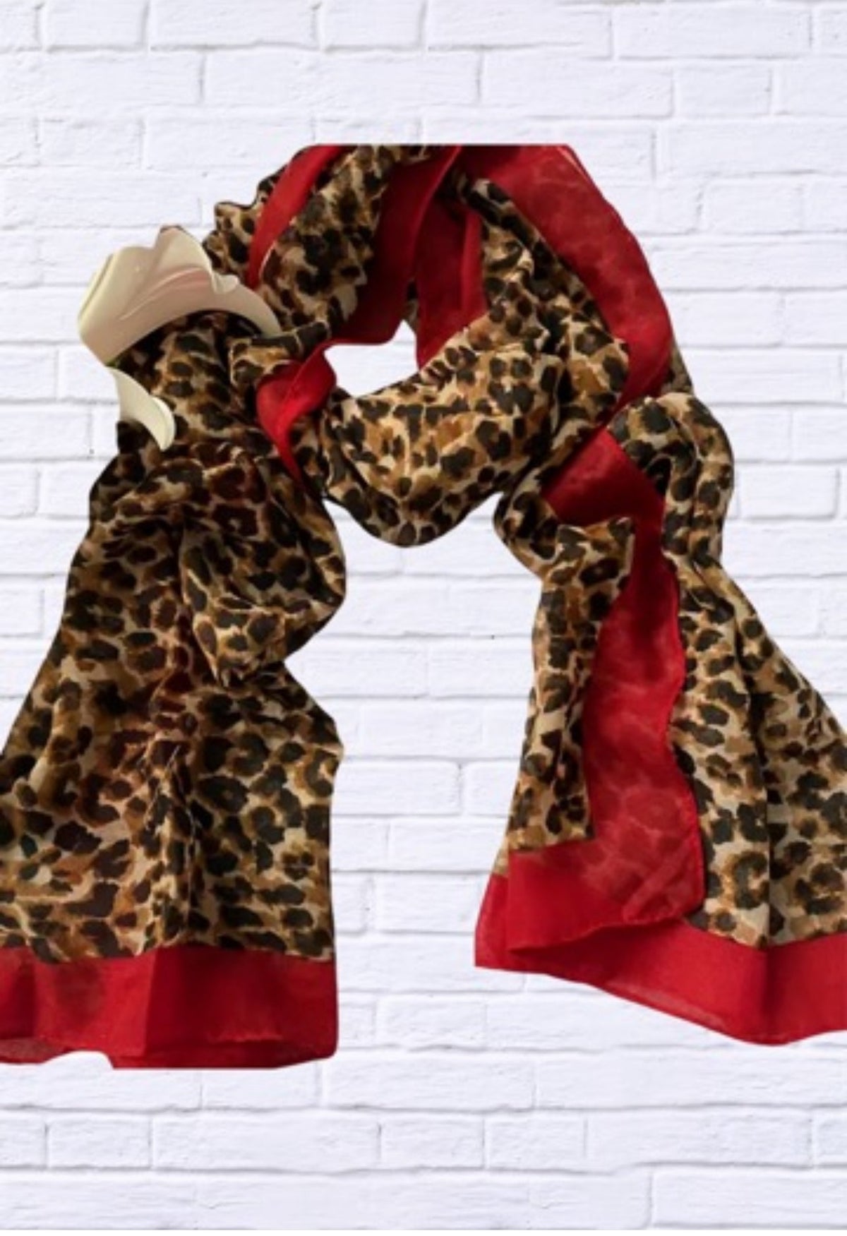 Leopard Print Shawl with Bold Red Trim – Chic & Timeless