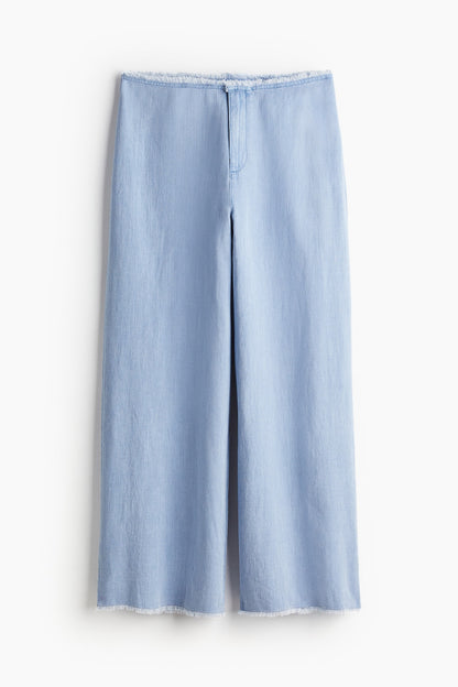 Frayed Slim Jeans