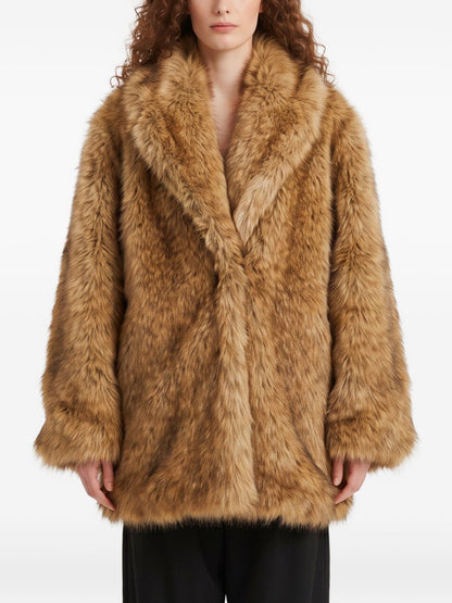 032C Belle faux fur coat
