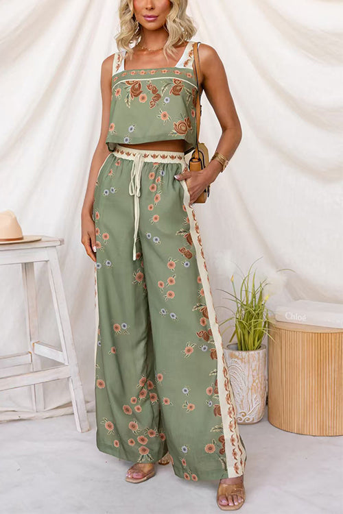 Sleeveless Floral Print Crop Top