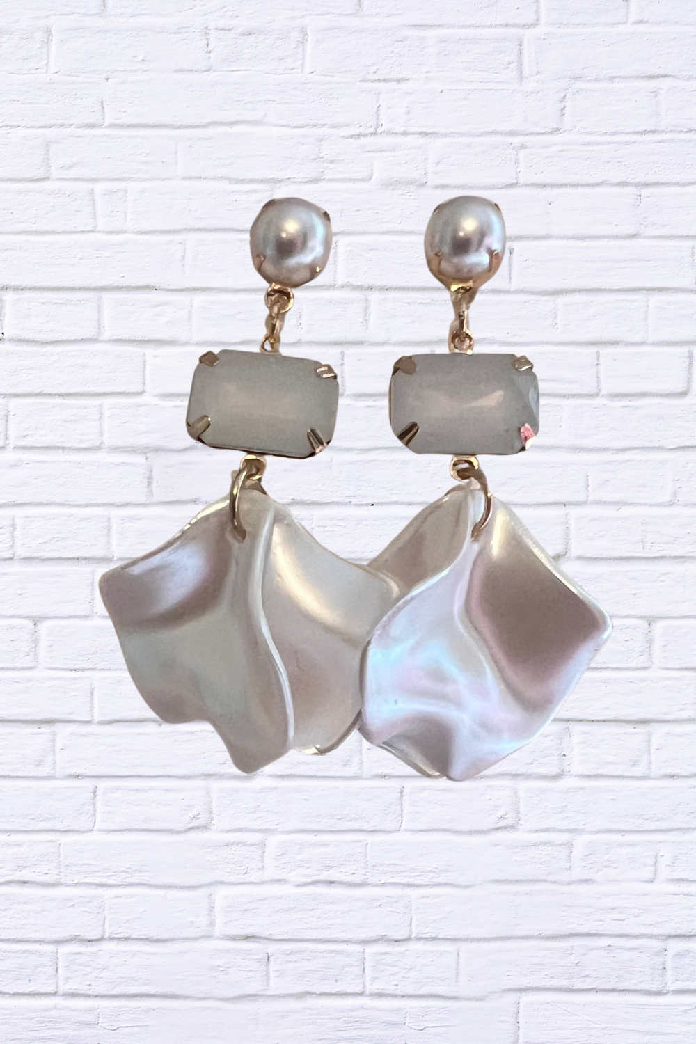 Pearlescent Petal Drop Earrings White
