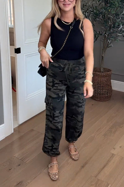 Camo Drawstring Waist Pocketed Cargo Pants