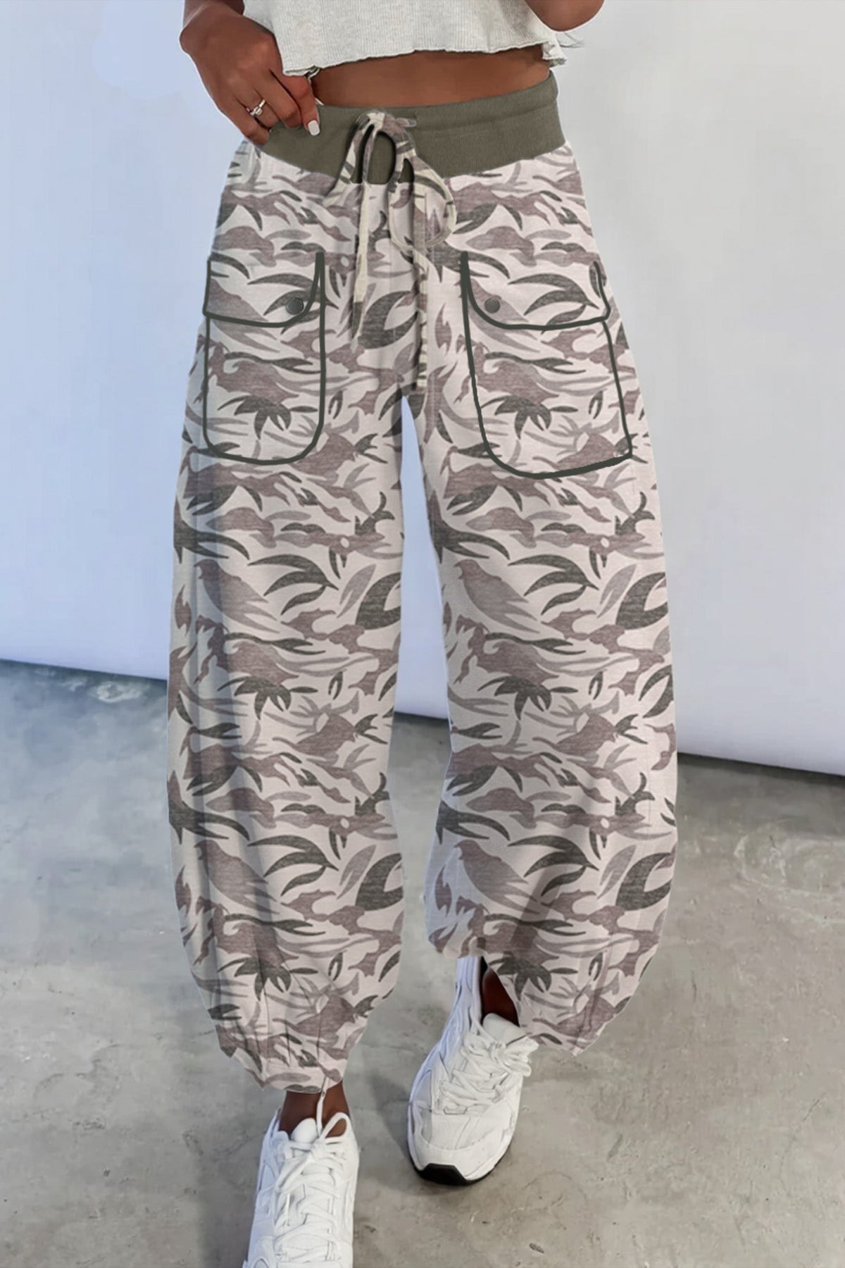 Multicolour Drawstring Contrast Waistband Camouflage Cargo Barrel Pants