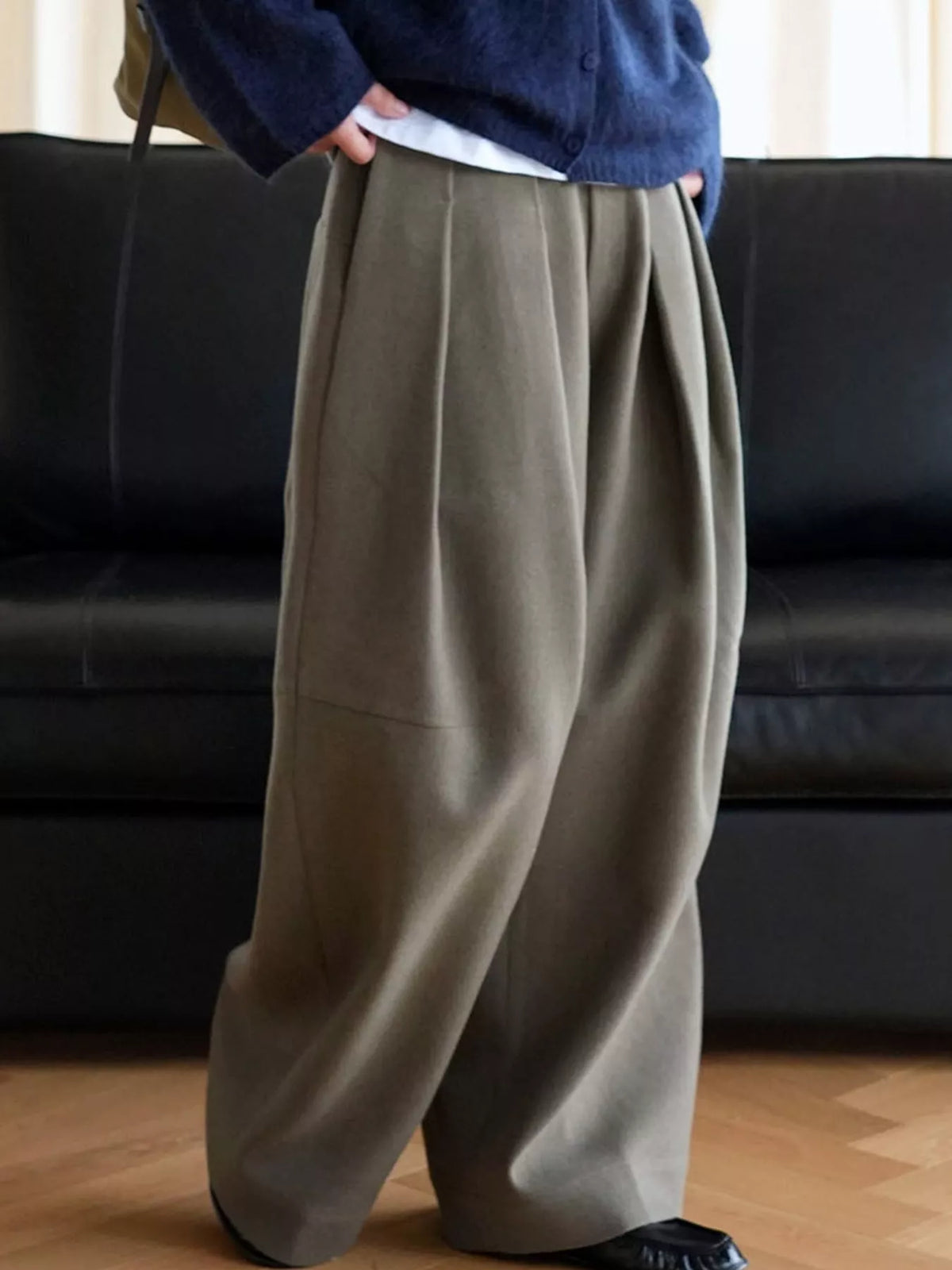 Pleated Wide-Leg Pants