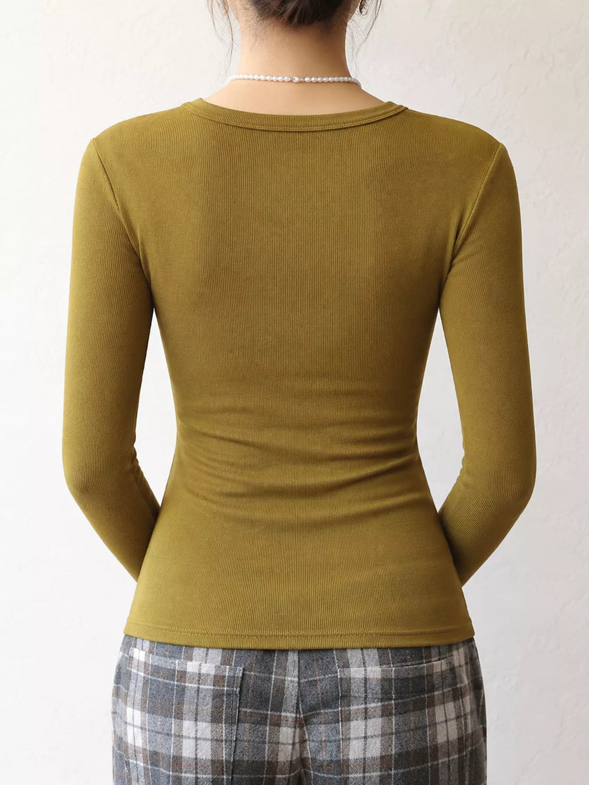 Minimalist Slim-Fit Long Sleeve Crew Neck T-Shirt
