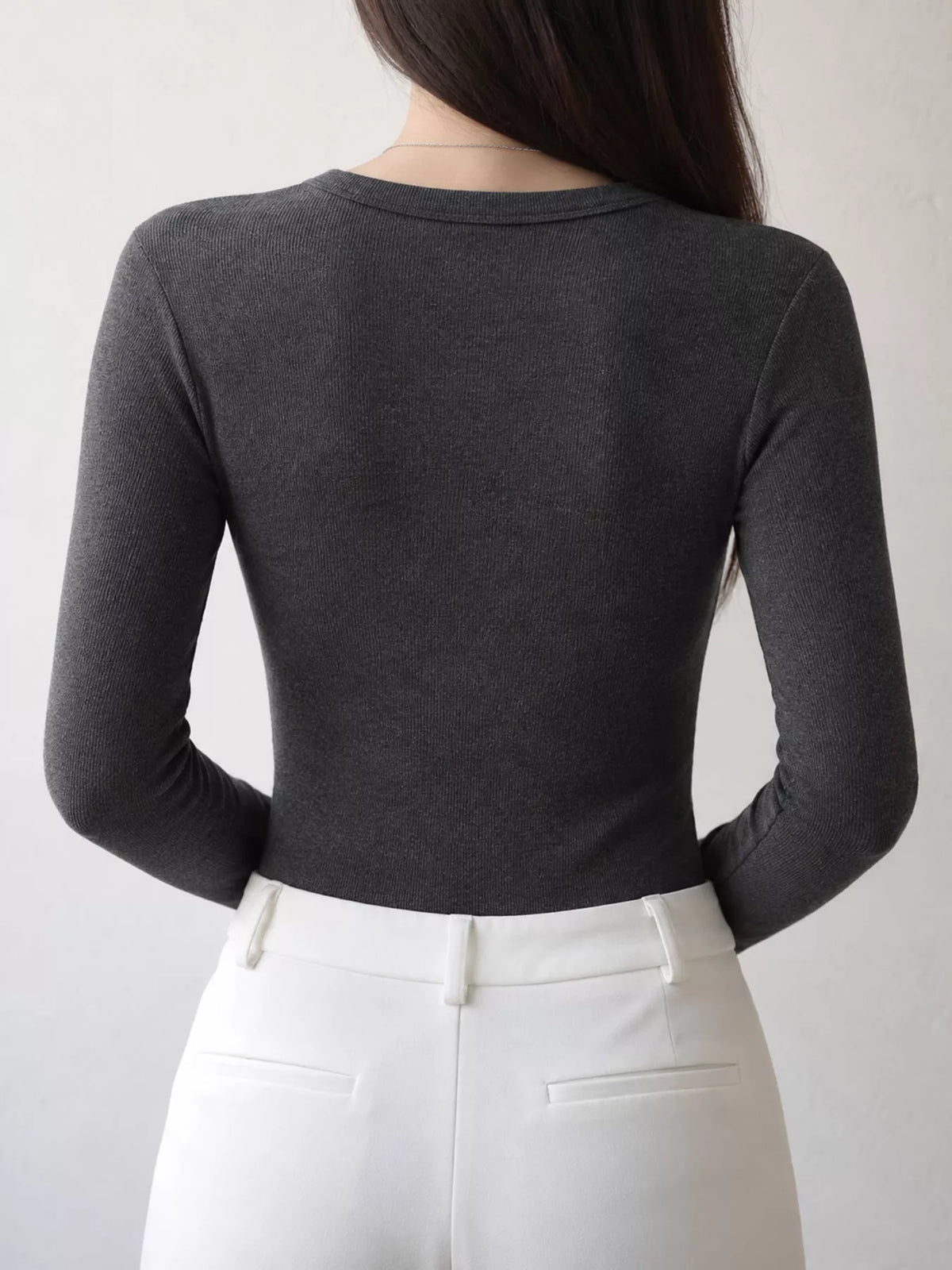 Minimalist Slim-Fit Long Sleeve Crew Neck T-Shirt