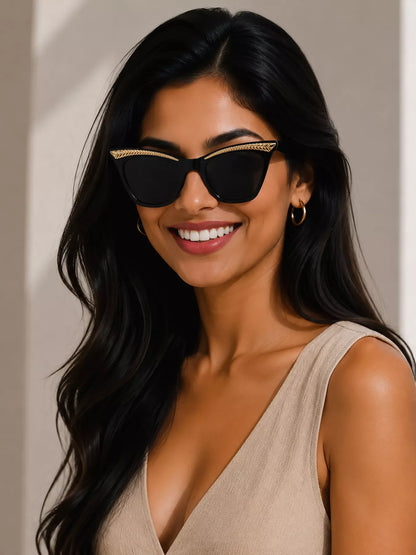 Chic Cat-Eye Sunglasses with Embellished Temple