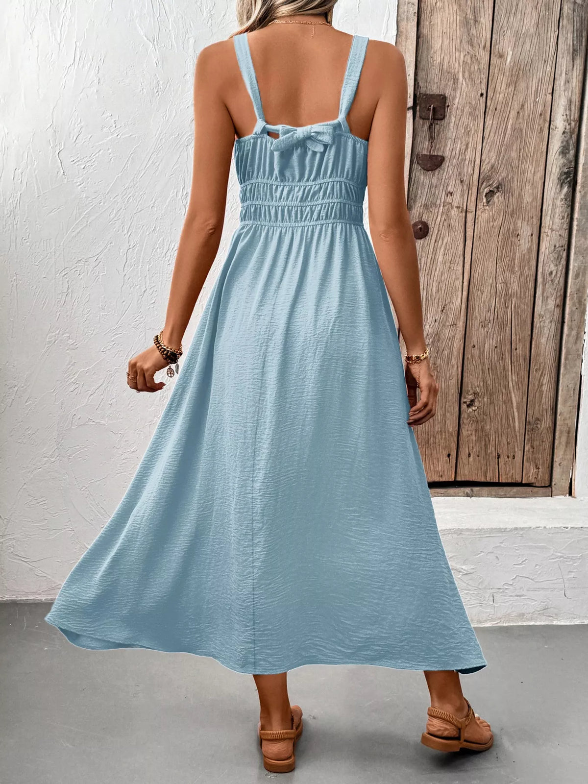 Sleeveless Smocked Casual Midi Dress