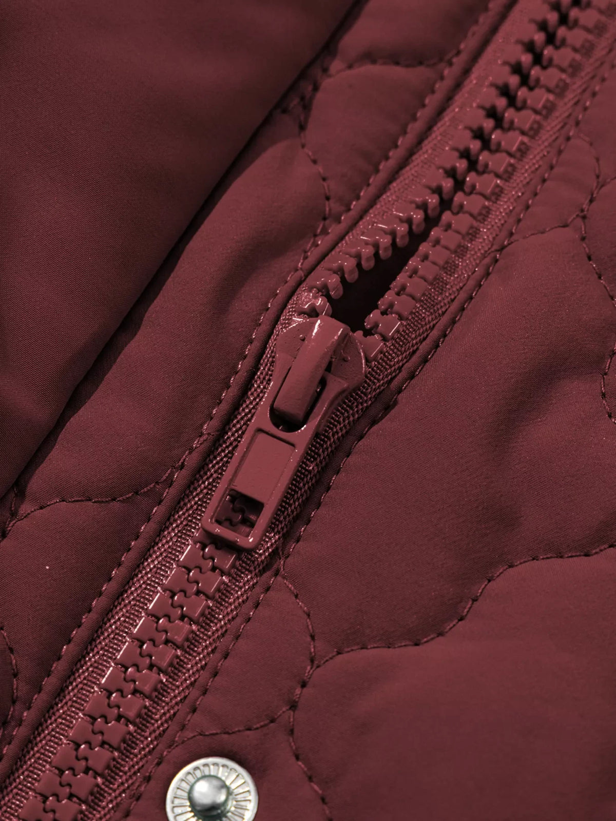 Burgundy Quilted Snap Down Zip Up Vest Coat – Women’s Lightweight Warm Outerwear for Fall & Winter