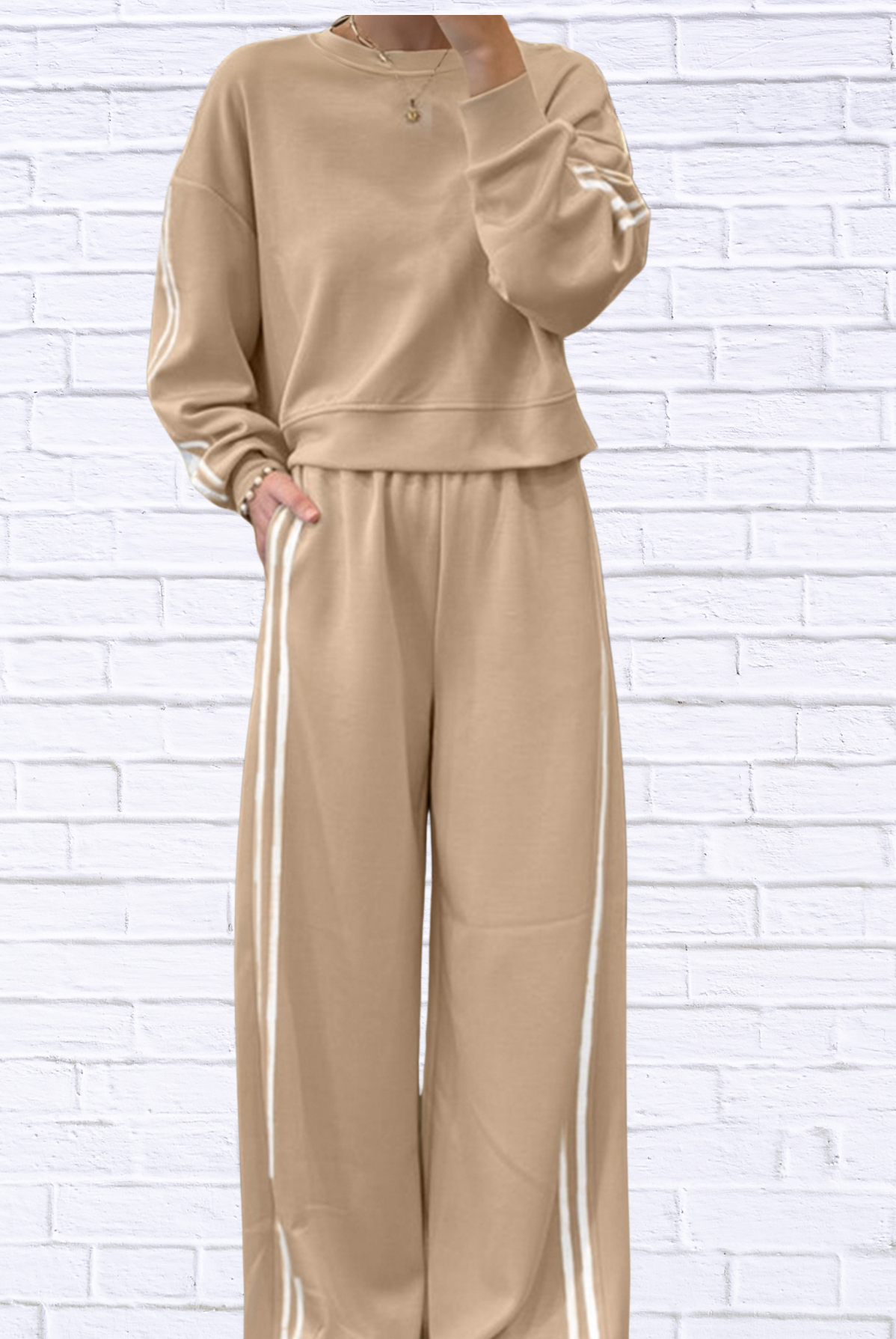 Striped Detail Crewneck Top and Elastic Sweatpants 2pcs Set Khaki