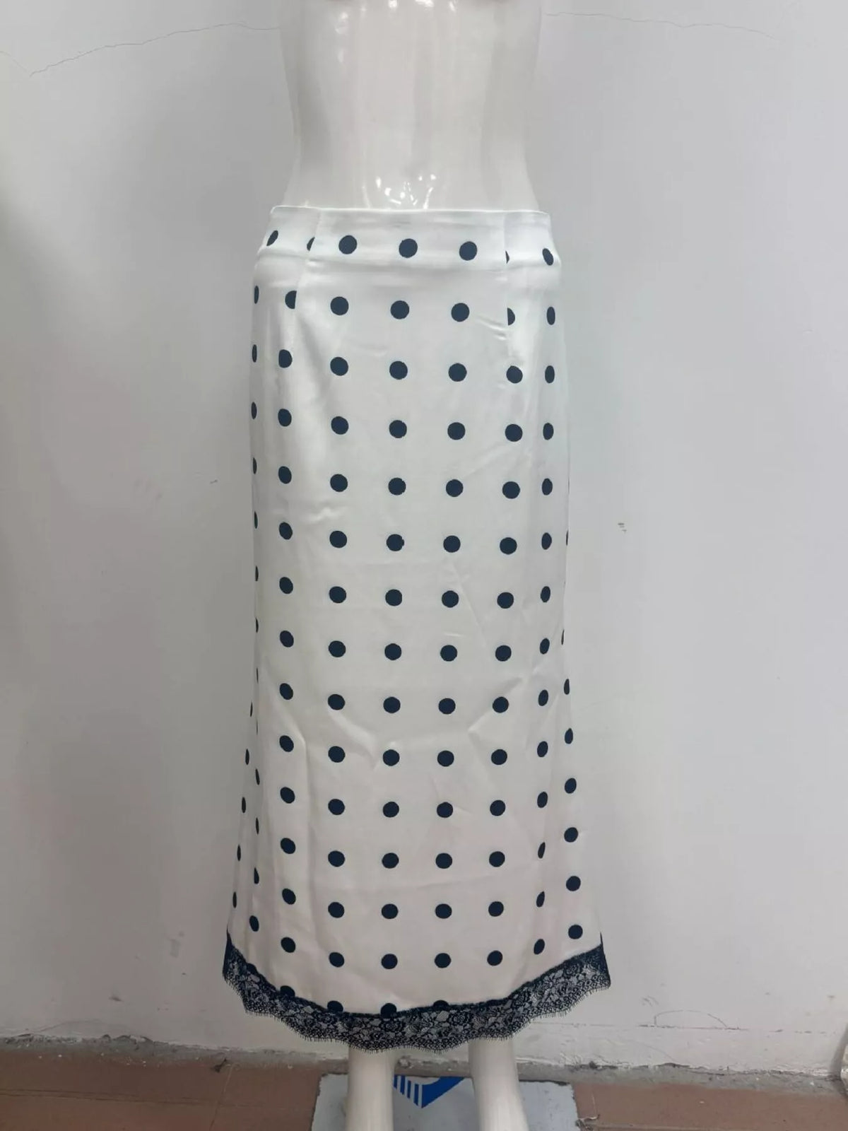 Polka Dot Midi Skirt with Lace Trim