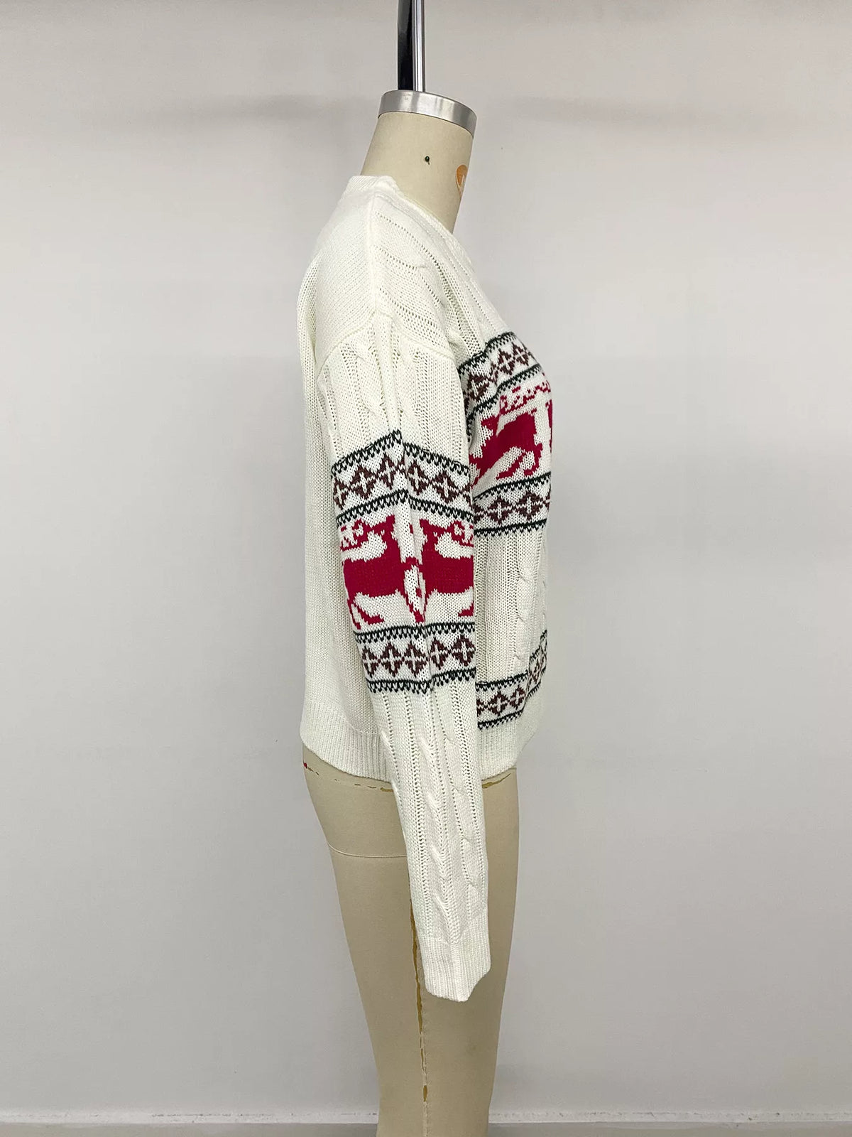 Christmas Reindeer Pattern Cable Knit Sweater