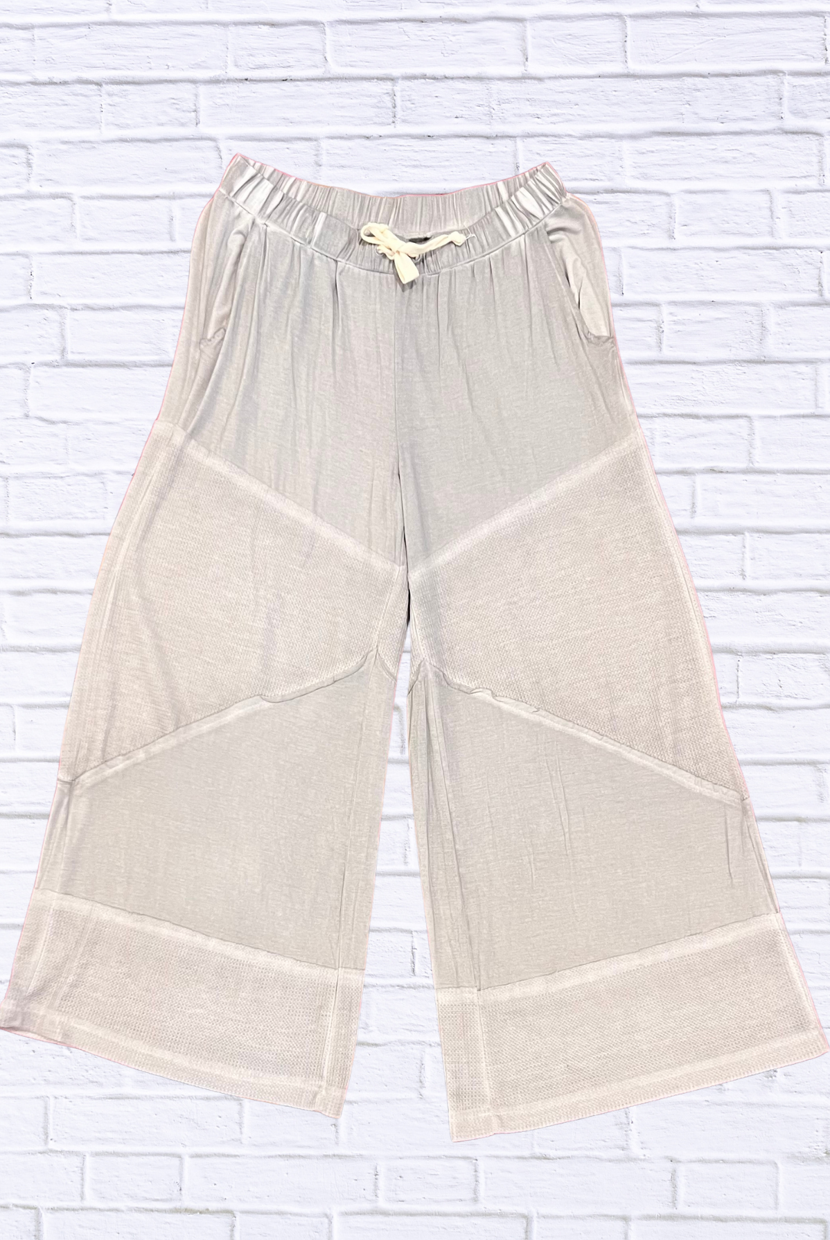 Diva USA Seasons Bottoms - Flattering, Comfortable, and Stylish Small -Medium Grey