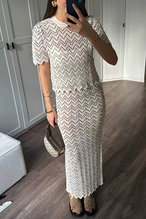 Crewneck Short Sleeves Zigzag Patterned Top