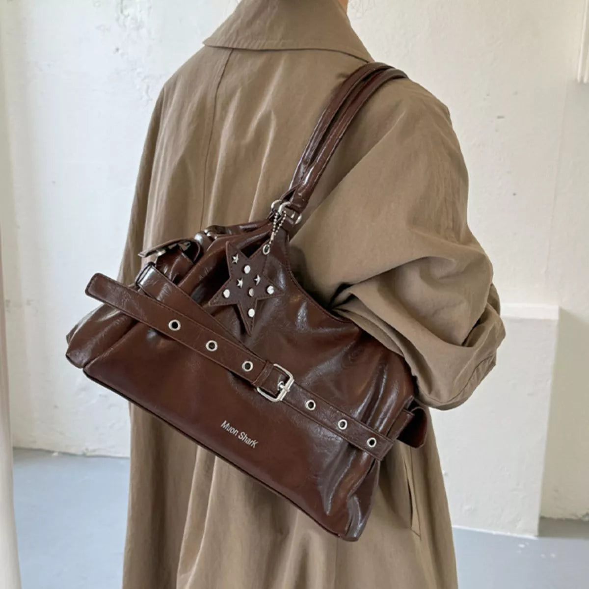 Buckle Detail Leather Shoulder Bag