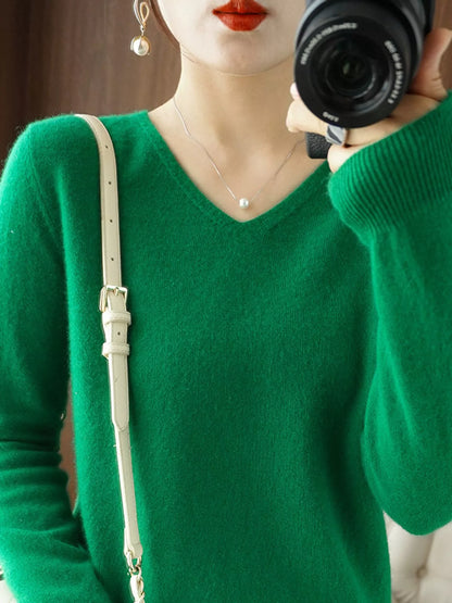 Elegant V-Neck Long Sleeve Soft Knit Top