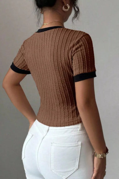 Contrast Trim Short Sleeve Top
