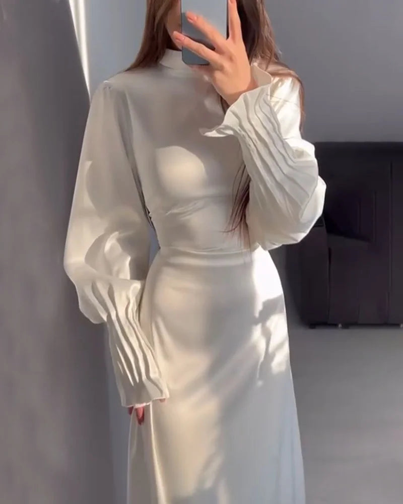 Elegant waisted pleated cuff dress White