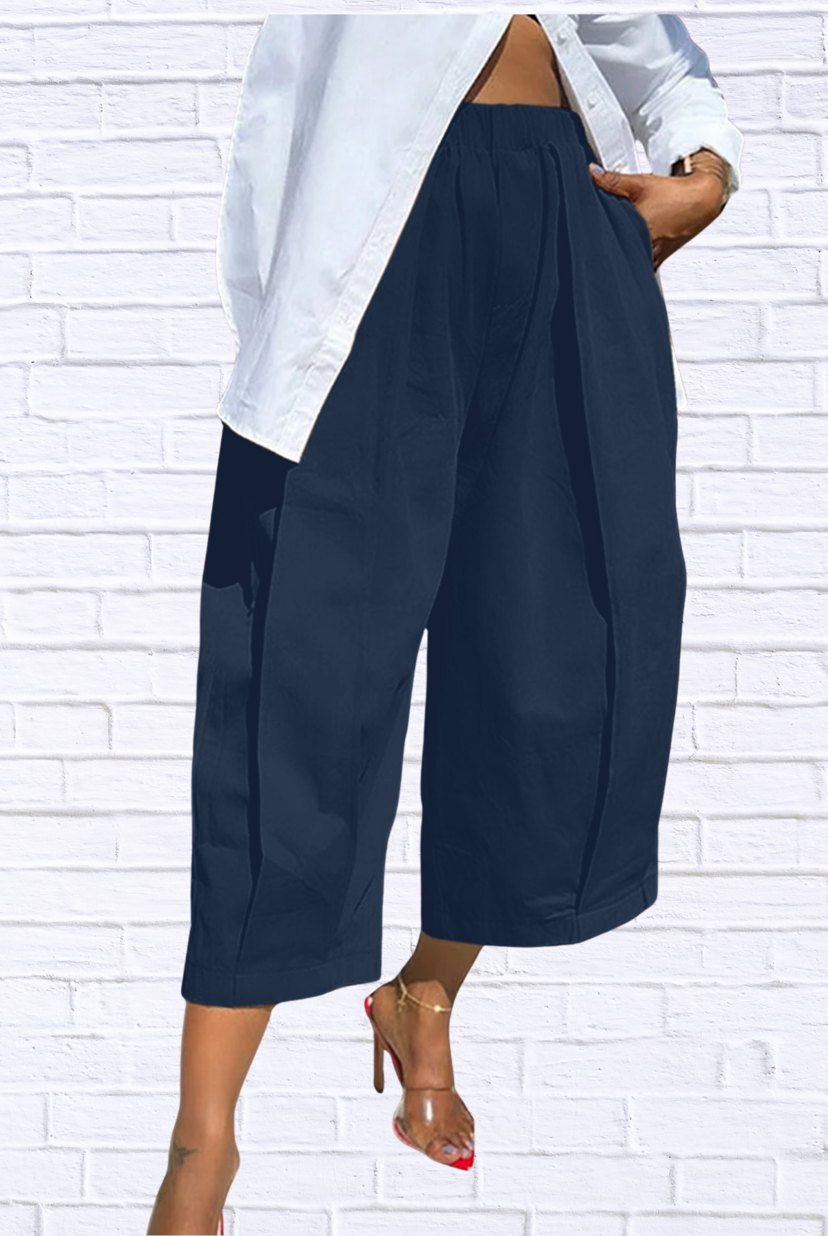 Plus Size Wide Leg Pleated Detail Cropped Pants Navy