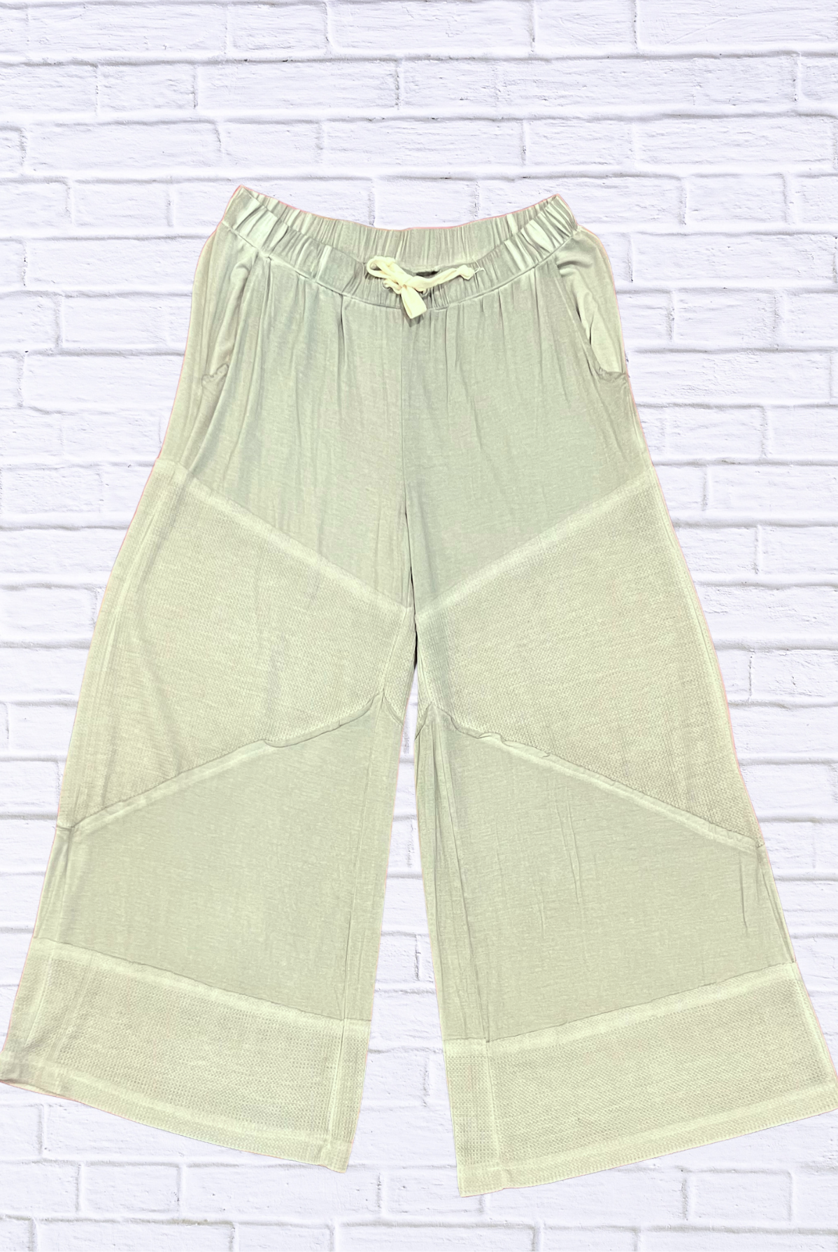 Diva USA Seasons Bottoms - Flattering, Comfortable, and Stylish