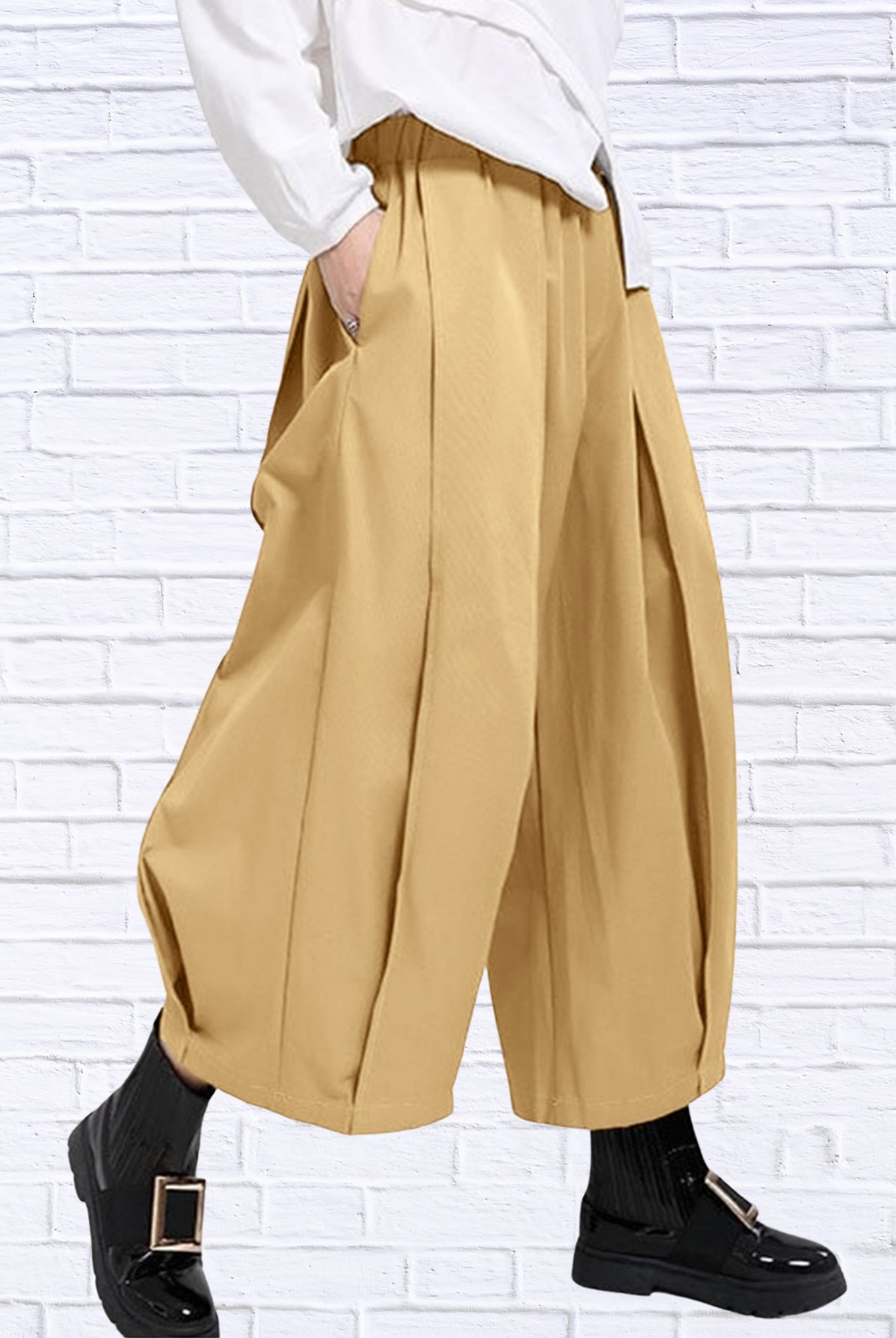 Plus Size Wide Leg Pleated Detail Cropped Pants Tan