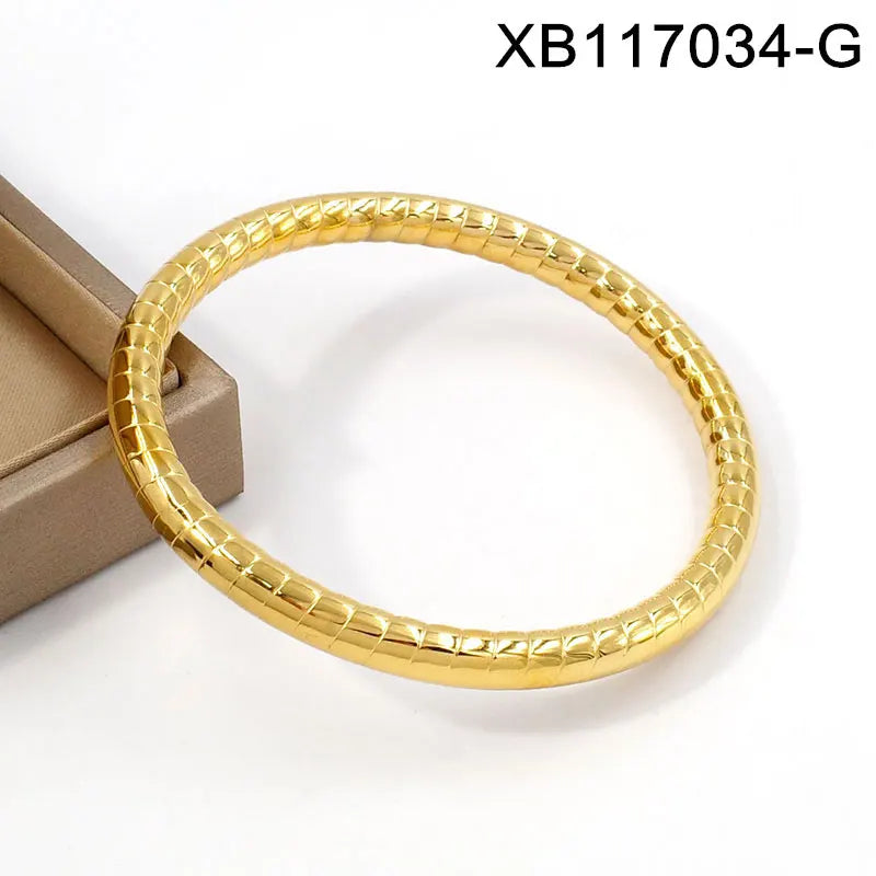 18K Gold Plated Timeless Classic Bangle