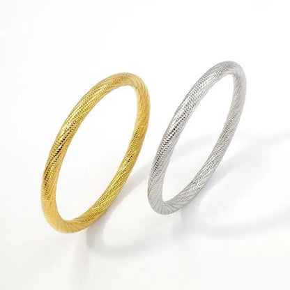 18K Gold Plated Timeless Classic Bangle