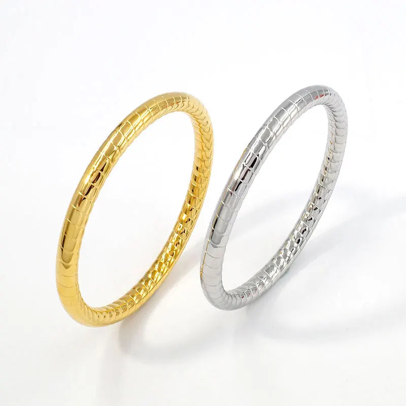 18K Gold Plated Timeless Classic Bangle