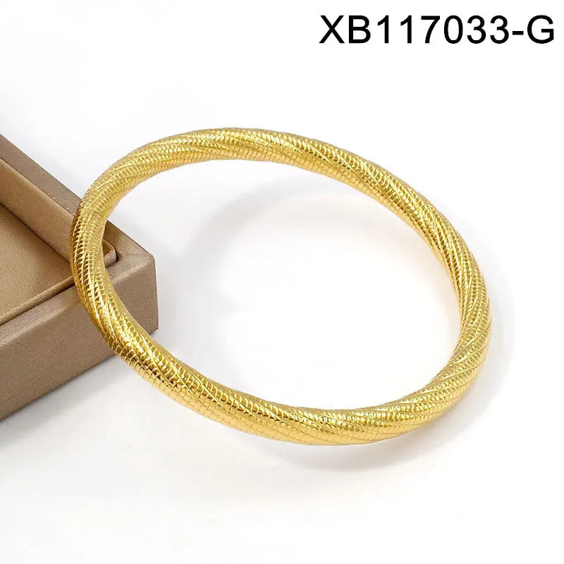 18K Gold Plated Timeless Classic Bangle