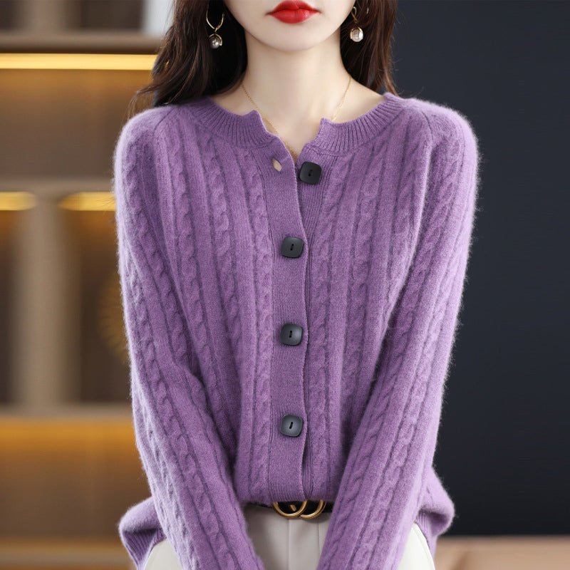 Minimalist Chic Cable Knit Cardigan