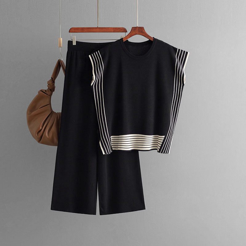 Round Neck Loose Two Piece Knitted Set One Size Black