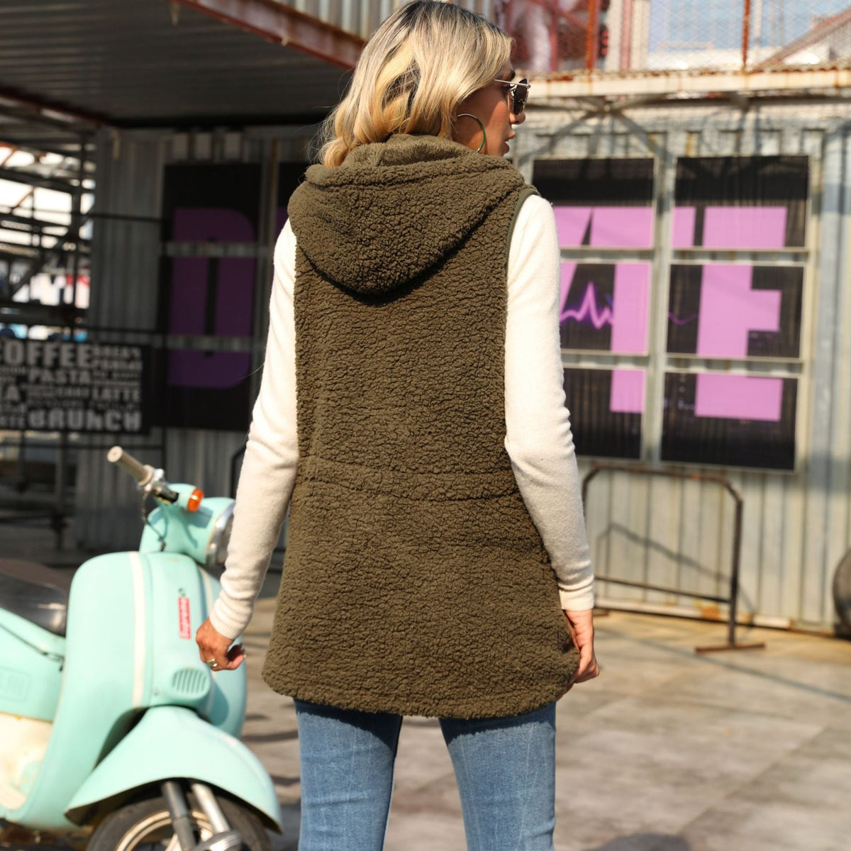 Bubble Velvet Sleeveless Vest