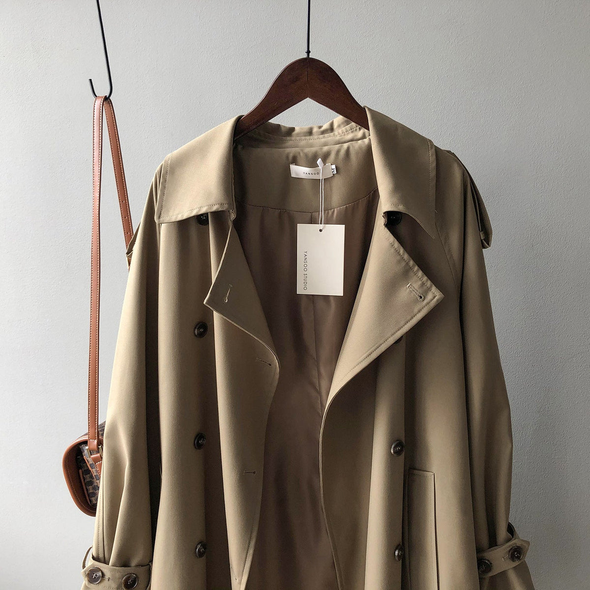 Elegant Loose-Fit Trench Coat