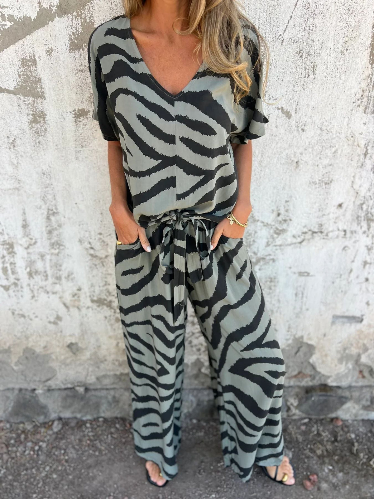 Zebra Pattern V neck Lace up Top Wide Leg Pants Two Piece Olive Green