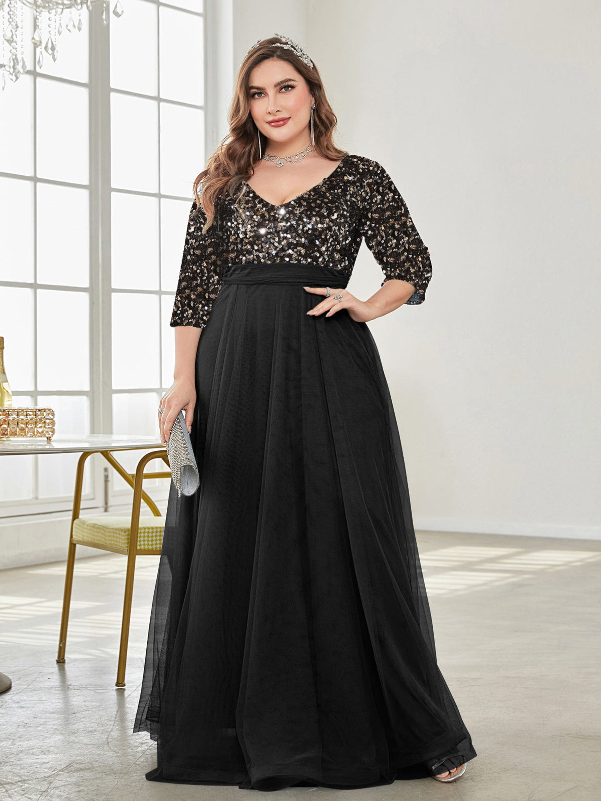 Plus Size V Neck Short Sleeve Sequined Tulle A line Evening Dress Party Dress Black