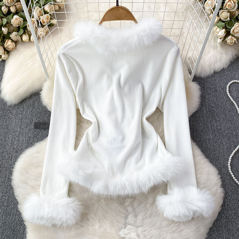 Women’s Elegant Ribbed Top with Faux Fur Trim