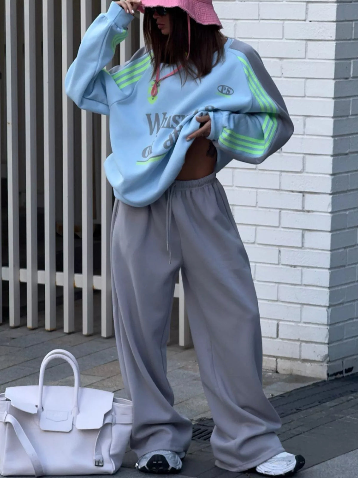 Color-Block Graphic Sweatshirt and Wide-Leg Pants Set