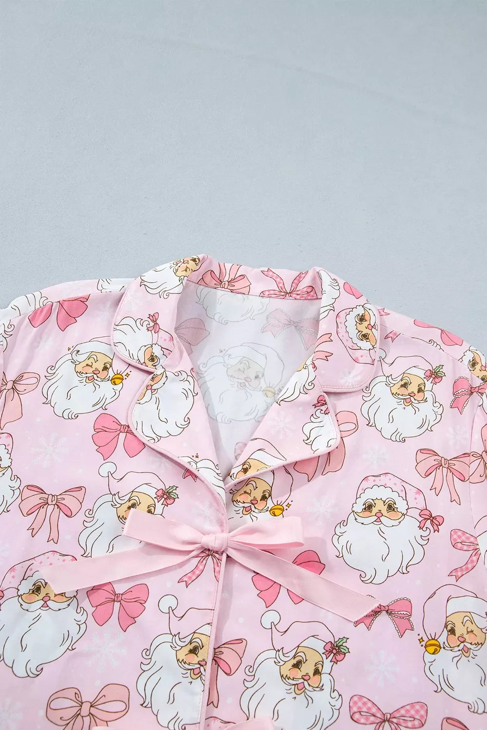 Santa Print Paneling Shift Silhouette Short Sleeve Lounge Set