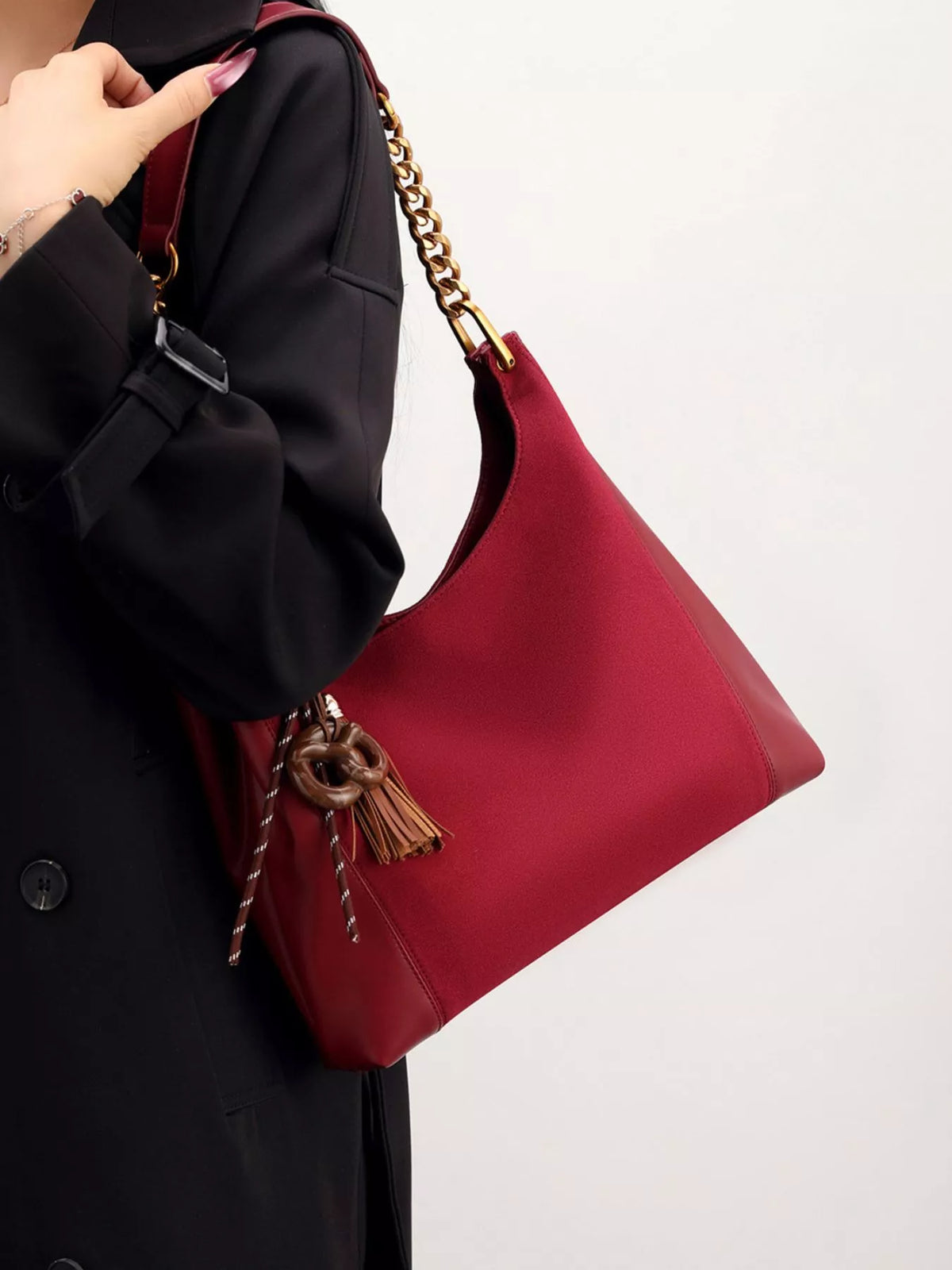 Chain Strap Tassel Charm Shoulder Bag