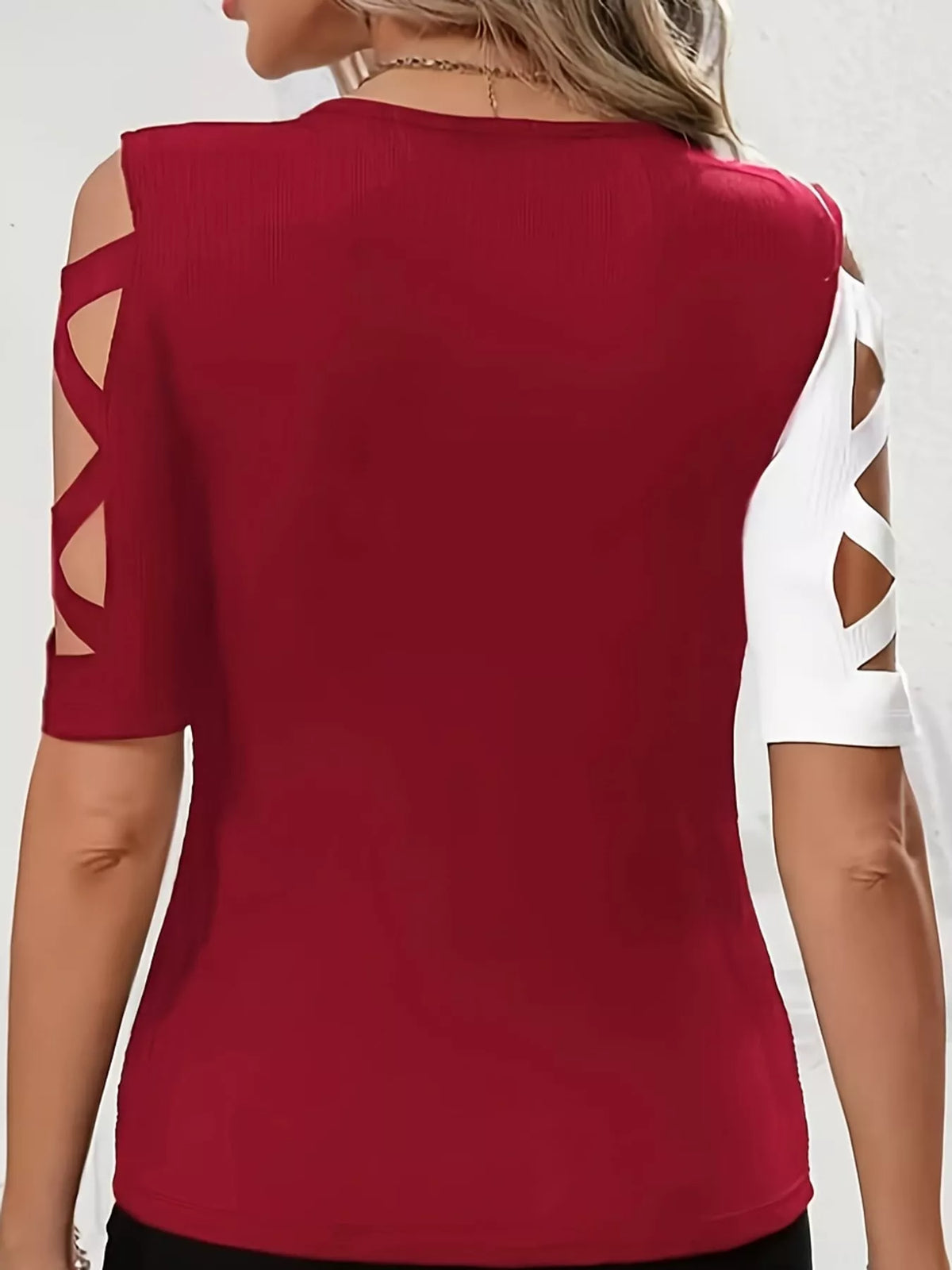 Plus Size Color Block Cutout Sleeve T-Shirt