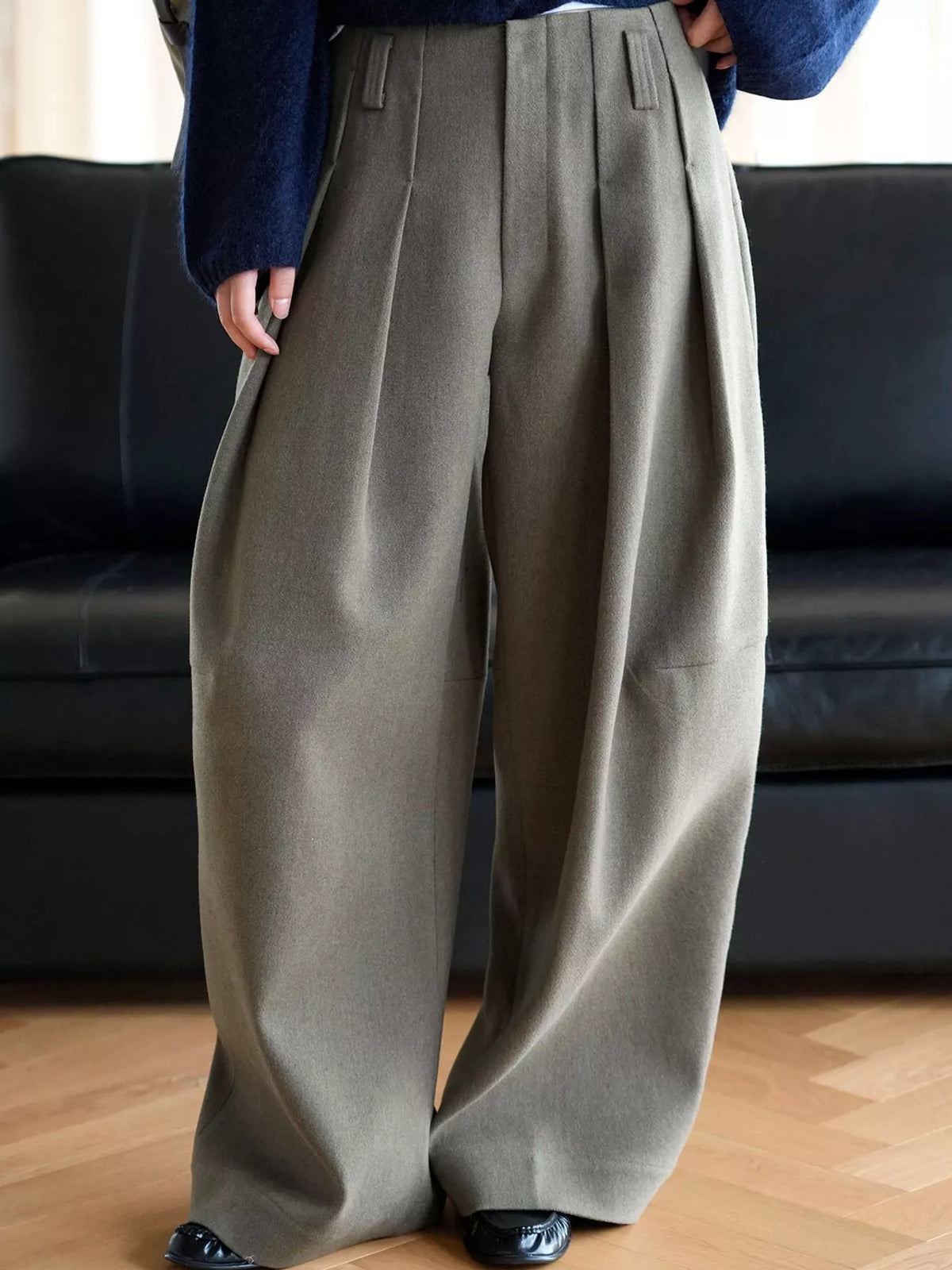 Pleated Wide-Leg Pants