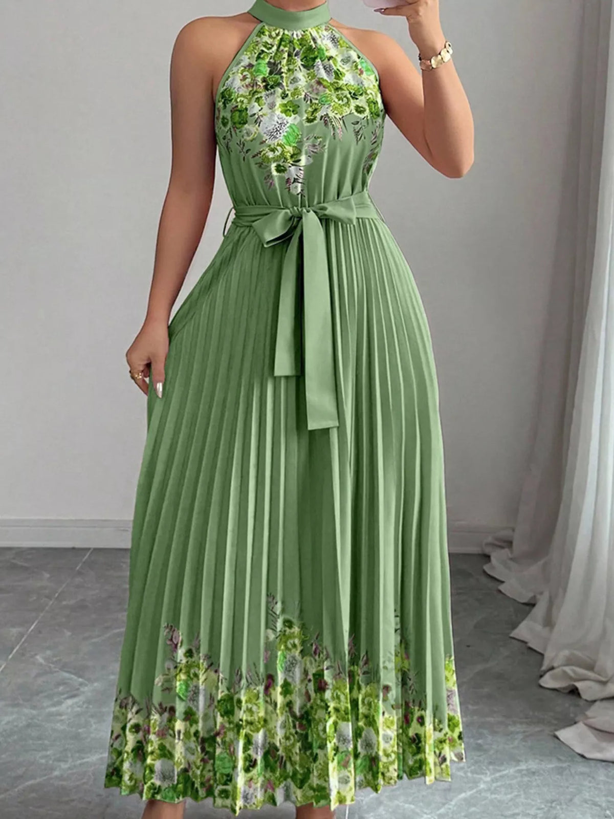 Halter Neck Floral Print Pleated Maxi Dress