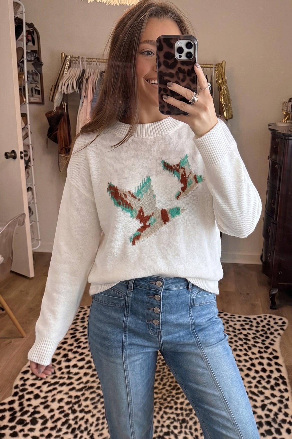 White Retro Flying Mallard Pattern Drop Shoulder Pullover Sweater