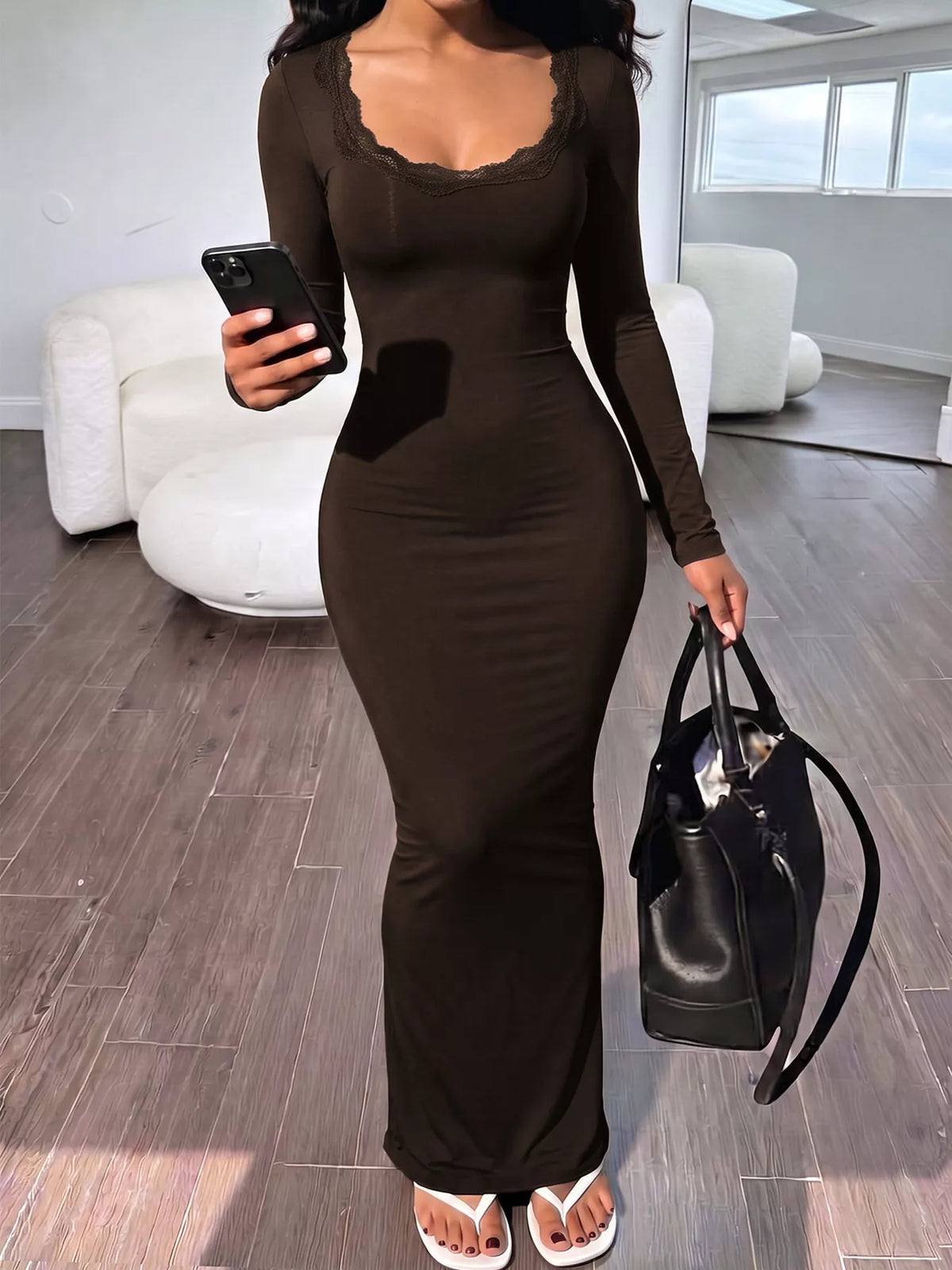 Elegant Long-Sleeve Bodycon Maxi Dress with Scalloped Neckline