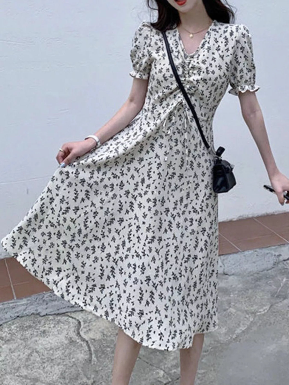 Floral Print Puff Sleeve Midi Dress
